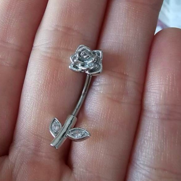 14g Silver Flower Shaped Belly Ring- NWT - Picture 14 of 15
